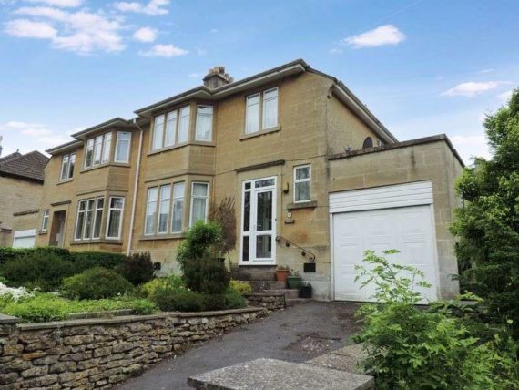 3 Bedroom Semi-Detac...